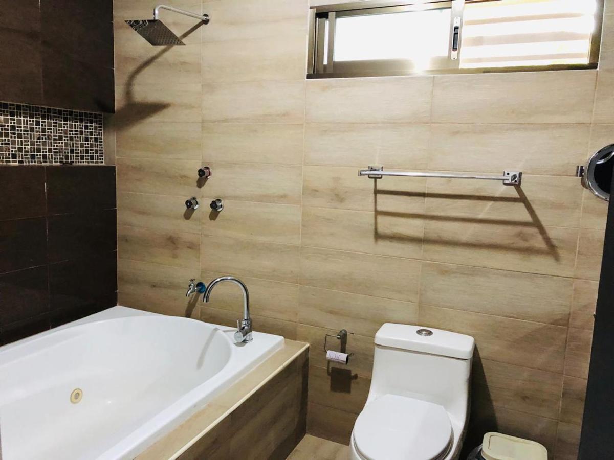 Apartament Casa Lili 2: Luxurious/Amplio/Hot Water/Economic/Wifi/Tv Valladolid  Zewnętrze zdjęcie